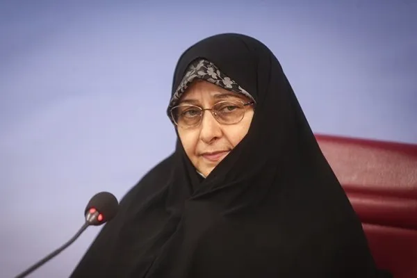 زن می‌تواند هم مادر، هم دانشجو و هم فعال اجتماعی باشد