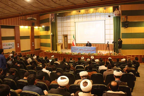 حرف انقلاب حرکت به‌سوی تمدن اسلامی است