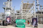آیین افتتاحیه پروژه تولید «بنزین یورو ۵» در شیراز‎