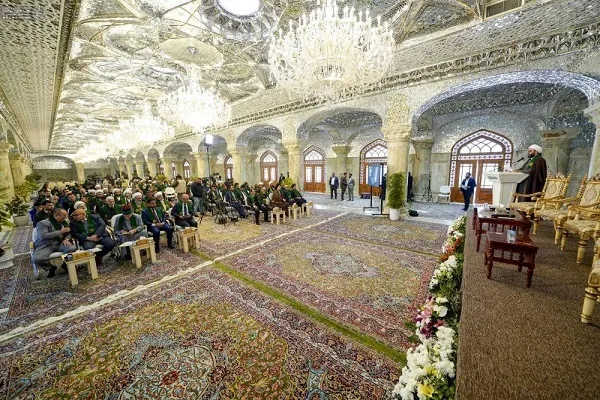 ملتقى الباحث العلوي الأوّل في النجف يناقش سيرة الإمام علي (ع) + صور