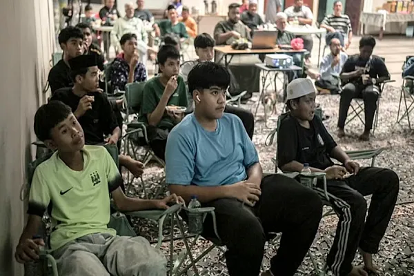 Malaysia Mosque Opens Doors for World Cup Nights