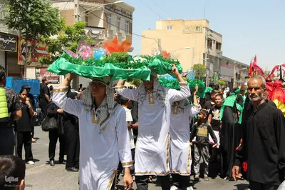مراسم عزاداری روز عاشورا در ملایر