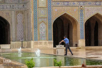 بارش رحمت الهی بر گلدسته های مسجد تاریخی وکیل شیراز‎‎