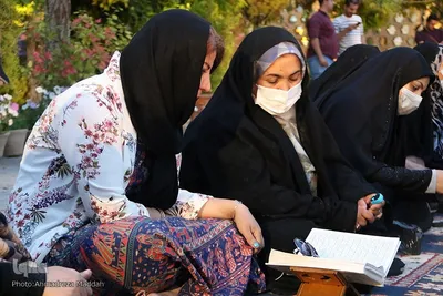 گردهمایی ۶۰۰ حافظ قرآن در آرامگاه حافظ‎‎
