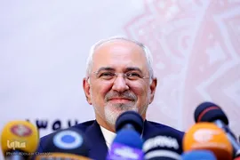 محمد جواد ظریف وزیر امور خارجه در همایش عبور از بحران و توسعه ایران