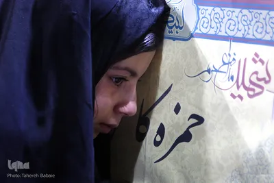 وداع با پیکر شهید مدافع حرم حمزه کاظمی