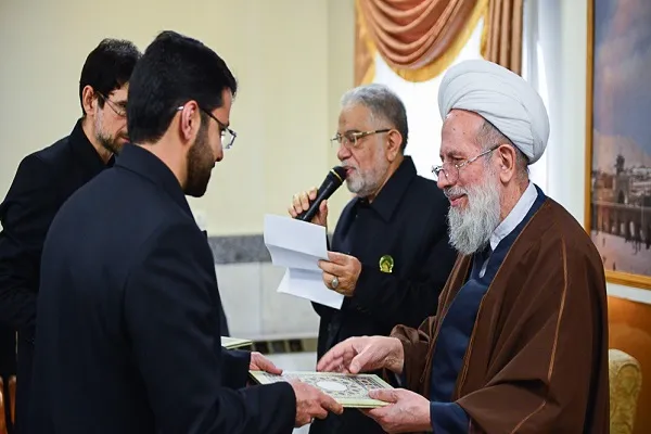 ارائه مشاوره رایگان به زائران آستان حضرت عبدالعظیم(ع)
