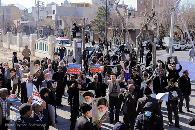راهپیمایی مردم اصفهان در حمایت از اقدامات سپاه و مردم فلسطین
