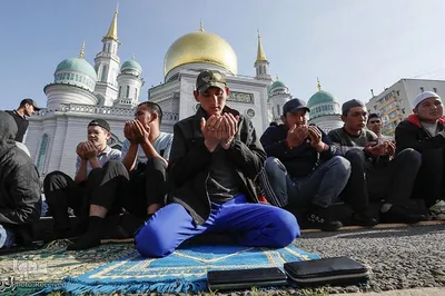 نماز عید قربان در جهان
