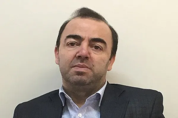 لزوم فراخواندن جوانان برای نوسازی جامعه