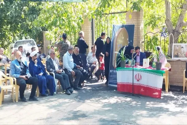 ویژه برنامه شکرانه برداشت عسل با معرفی منابع سیزدهمین جشنواره رضوی برگزار شد