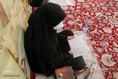 هیئت دانش آموزی‎ در حرم مطهر سید میر محمد (ع)