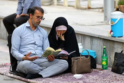مراسم دعای عرفه در گلستان شهدای اصفهان