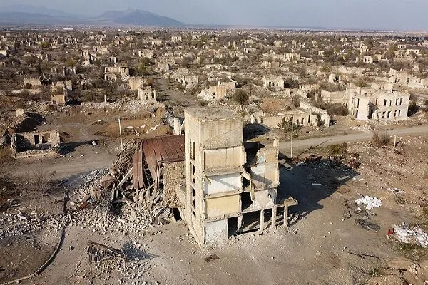 Karabağ'ın yeniden inşa süreci Tebriz'de ele alındı