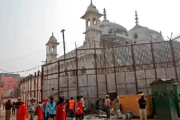 Gatherings at Gyanvapi Mosque Limited by Indian Court