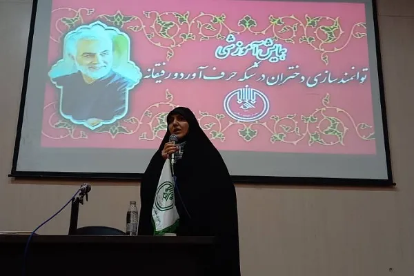 بومی‌سازی شادی دختران از اهداف طرح رفیقانه است