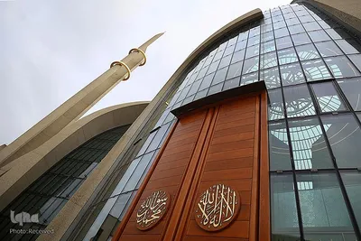 مسجد مرکزی شهر کلن، بزرگترین عبادتگاه مسلمانان در آلمان