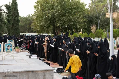 برگزاری مراسم نیایش در گلستان شهدای اصفهان به نیت پیروزی مقاومت فلسطین