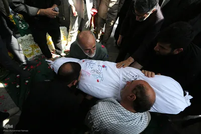 تشییع پیکر شهید گمنام