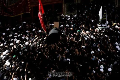 Großayatollah Said al-Hakim in Nadschaf beigesetzt + Video und Bilder
