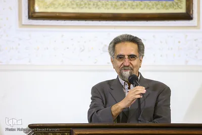منوچهر صدوقی‌سها در مراسم بزرگداشت «حکیم جهانگیرخان قشقایی»