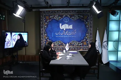 هجدهمین نشست با یاوران وحی