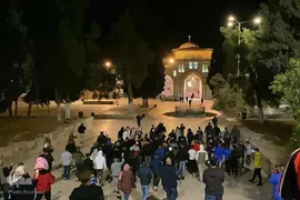 بازگشایی مسجد الاقصی در بیت المقدس بر روی نمازگزاران فلطسینی بعد از ۶۰روز ممنوعیت ورود و اقامه نماز