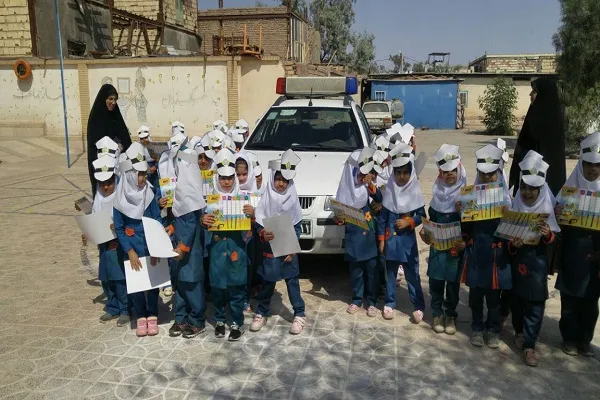 اعزام گروهی از پرسنل نیروی انتظامی به مؤسسه فاطمةالزهرا(س)+عکس
