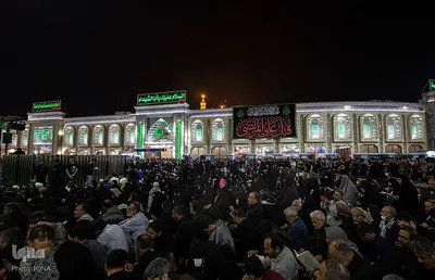 مراسم احیای شب بیست‌و‌سوم ماه مبارک رمضان، در حرم نورانی امام حسین(ع) و بین الحرمین در کربلای معلی