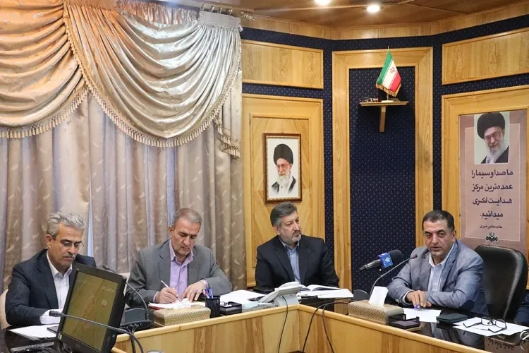 رونق تولید، بحران‌های اقتصادی كشور را مرتفع می‌كند