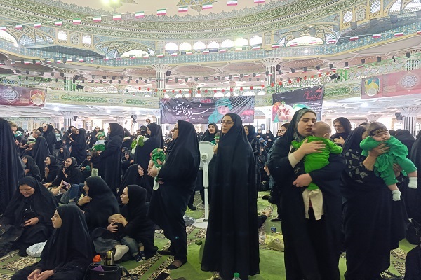 اجتماع شیرخوارگان حسینی در شهرکرد