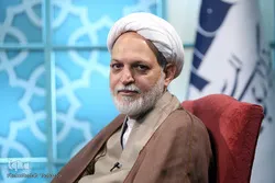 الإمام الخمینی (رض) جسّد صفتي 