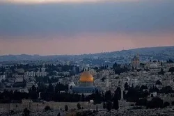 Zionist Settlers Enter Al-Aqsa Mosque under Armed Protection