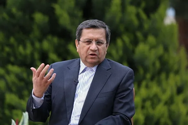 همتی: با بانک‌های ناتراز برخورد می‌کنیم