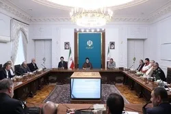 Iranian President Stresses Spiritual, Social, Political Significance of Hajj