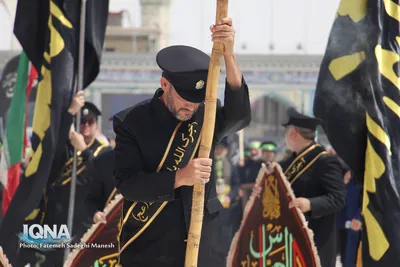 زائران و مجاوران در مسجد مقدس جمکران جهت عرض تسلیت به امام زمان