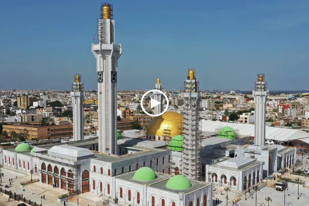 Senegal, la gran mezquita de Dakar reanuda sus actividades
