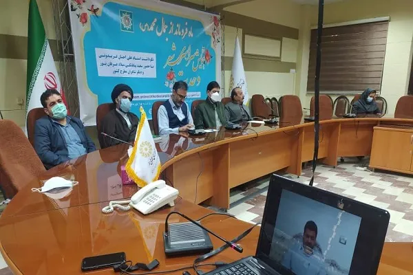 همایش سراسری «شعر وحدت» در سنندج برگزار شد