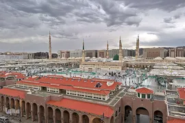 زائران بین‎المللی مدینه پیش از اعزام به مکه