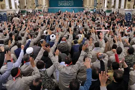 دیدار هزاران نفر از بسیجیان با رهبر انقلاب
