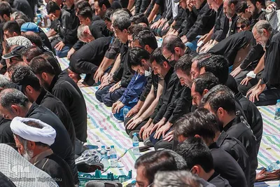 حسینیه ایران؛ نماز ظهر عاشورا در زنجان‎‎