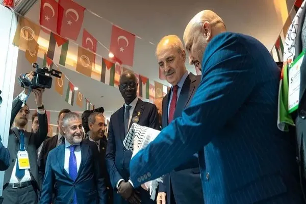 راه‌اندازی طرح «فصل قدس» در استانبول + عکس