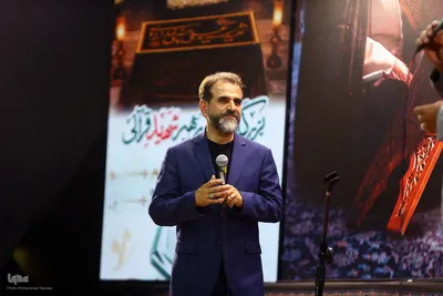 محفل انس با قرآن به منظور بزرگداشت رهبر شهید