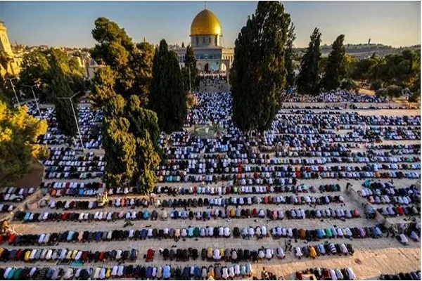 نماز جمعه مسجدالاقصی با حضور 50 هزار فلسطینی