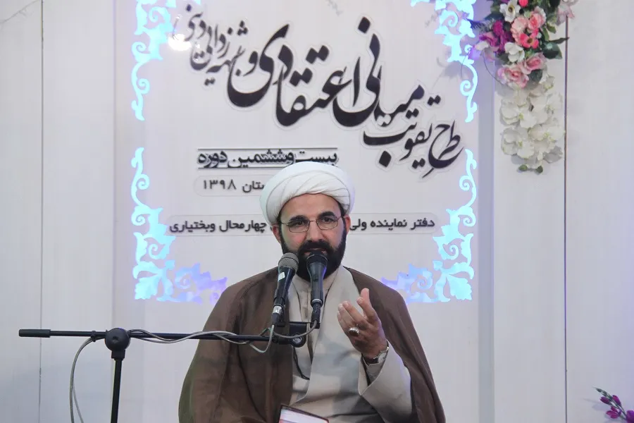 وحدت گفتمانی؛ از ویژگی‌های انقلابی ماندن
