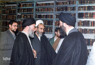سیدعلی خامنه‌ای از تولد تا رهبری