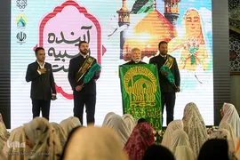 همایش بزرگ دختران کرامت