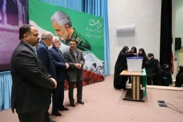 جشن تکلیف سیاسی رأی اولی‌ها در گرگان برگزار شد