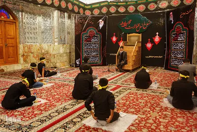 هیئت دانش آموزی‎ در حرم مطهر سید میر محمد (ع)