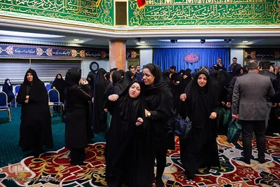 تشییع پیکر جهادگر تهرانی امیرمحمد اژدری بر روی دستان مردم 
